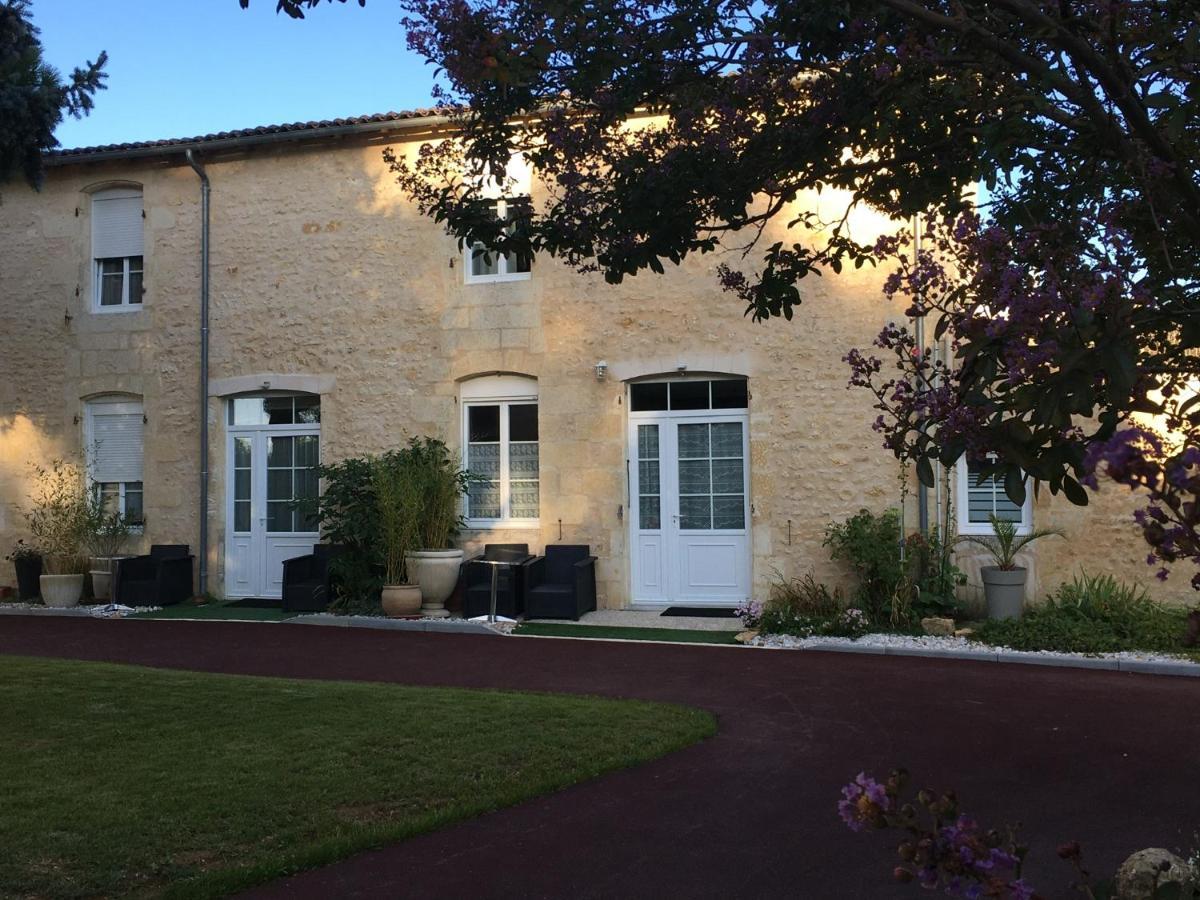 Gites Jardin-Darcy - Piscine Au Sel Bois Exterior foto
